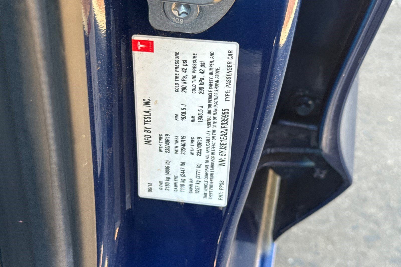 Used 2018 Tesla Model 3 Long Range RWD image 40