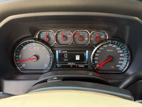Used 2018 Chevrolet Silverado 1500 LT w/ All Star Edition AWD/4WD image 16