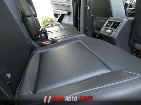 Used 2018 Volkswagen Atlas SEL AWD/4WD image 34