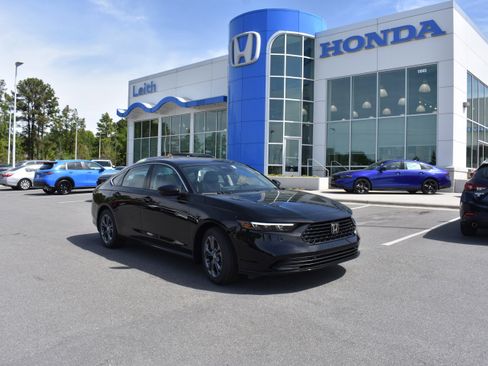 New 2026 Honda Accord EX-L image 1