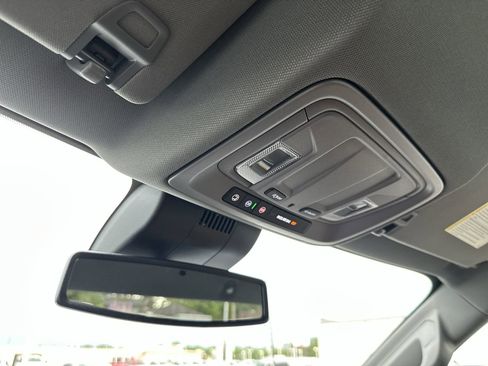 New 2025 GMC Sierra 2500 Pro w/ Convenience Package image 21