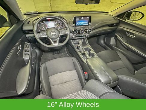 Used 2024 Nissan Sentra SV FWD image 11