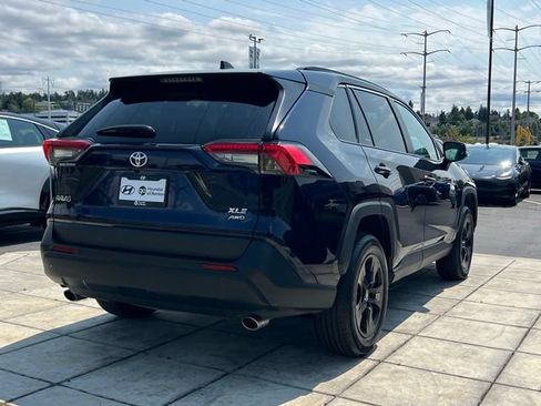 Used 2024 Toyota RAV4 XLE w/ Convenience Package AWD/4WD image 9