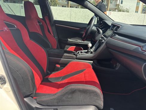 Used 2019 Honda Civic Type R image 34