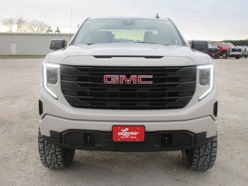 New 2026 GMC Sierra 1500 Pro w/ Graphite Edition image 11
