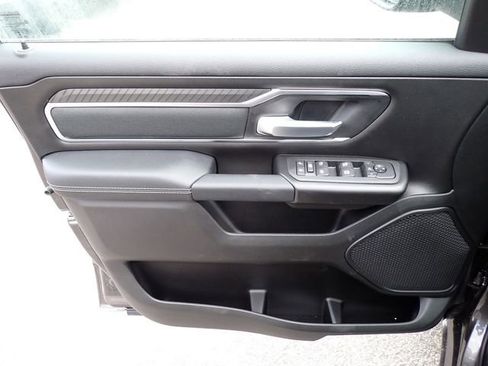 New 2026 RAM 1500 4x4 Crew Cab image 15