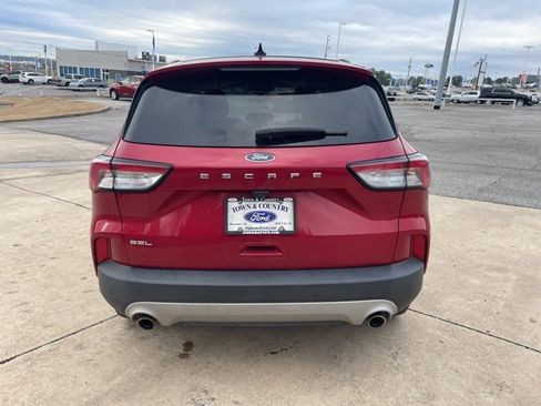 Used 2022 Ford Escape SEL image 6