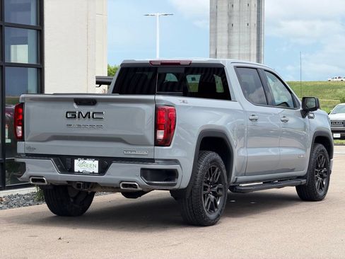 Used 2024 GMC Sierra 1500 Elevation w/ Elevation Premium Package AWD/4WD image 5