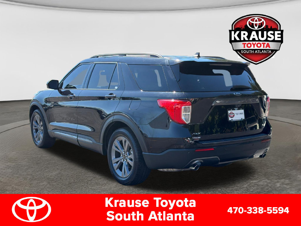Used 2022 Ford Explorer XLT w/ Equipment Group 202A RWD image 6