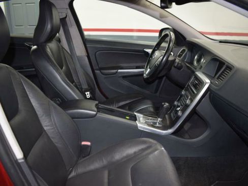 Used 2012 Volvo S60 T5 FWD image 13