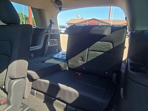 New 2025 Nissan Pathfinder SV image 33