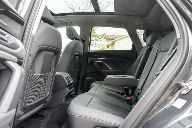 Used 2025 Audi Q5 Premium Plus w/ Premium Plus AWD/4WD image 34