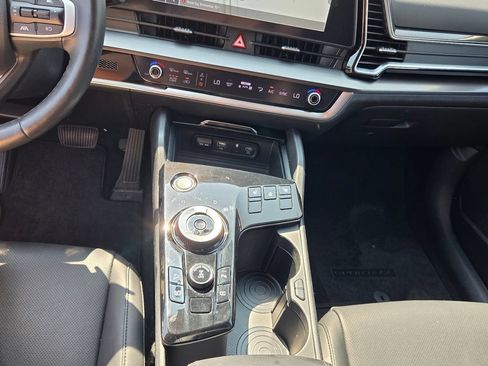 Used 2023 Kia Sportage EX AWD/4WD image 21