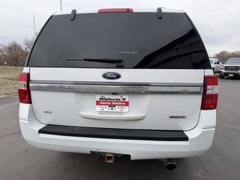 Used 2017 Ford Expedition EL XLT image 4