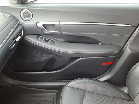Used 2022 Hyundai Sonata Limited image 27