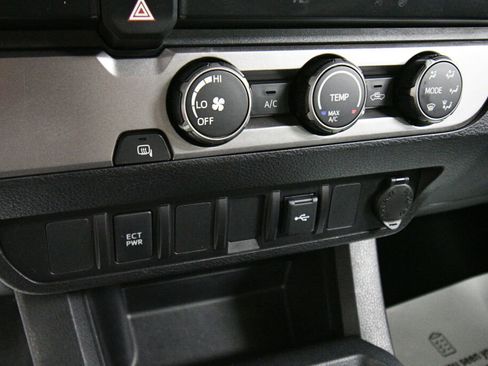 Certified 2023 Toyota Tacoma SR5 image 21