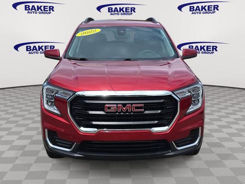 Used 2022 GMC Terrain SLE w/ Driver Convenience Package AWD/4WD image 2