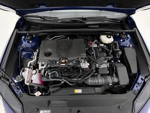 Used 2025 Toyota Camry SE AWD/4WD image 24