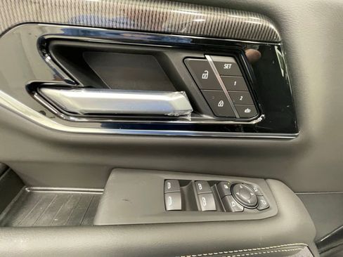 New 2026 GMC Yukon XL Elevation image 14