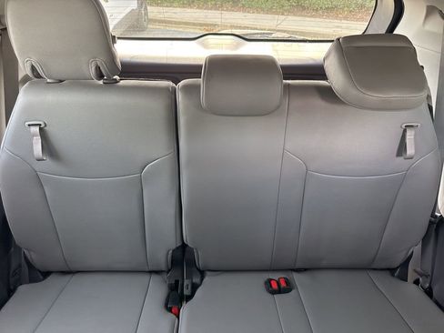 Used 2024 Toyota Sienna XLE image 13