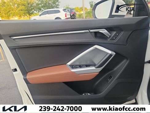 Used 2020 Audi Q3 2.0T Premium w/ Convenience Package AWD/4WD image 23