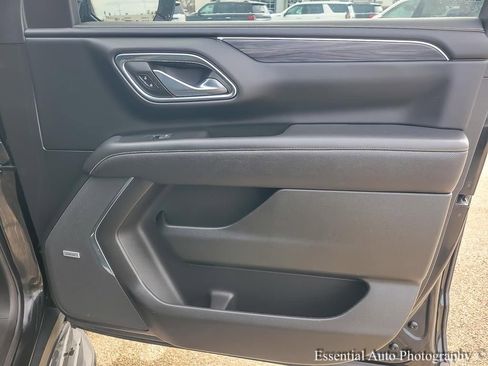 Used 2023 GMC Yukon SLT image 24