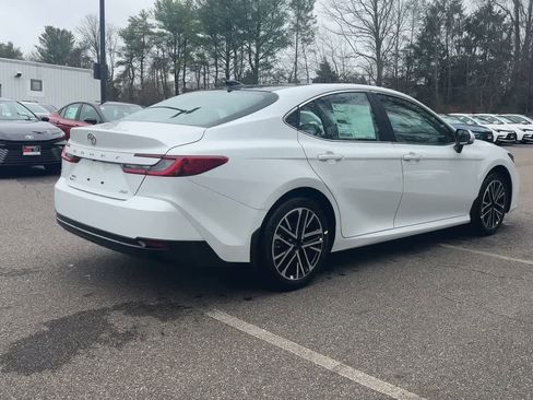 New 2026 Toyota Camry XLE AWD/4WD image 8