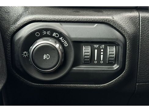 Used 2020 Jeep Wrangler Unlimited Sport S image 29