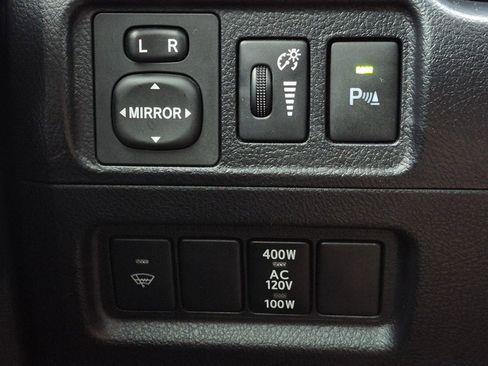 Used 2016 Toyota 4Runner Limited image 35