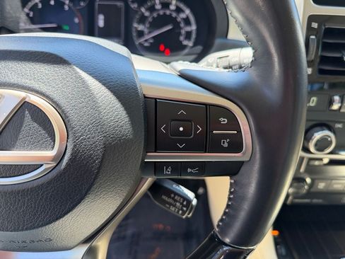 Used 2022 Lexus GX 460 Premium w/ Premium Plus Package AWD/4WD image 16