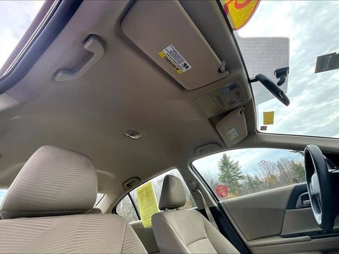 Used 2015 Honda Accord LX image 18