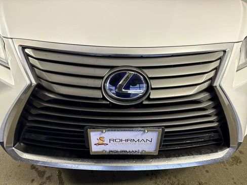 Used 2019 Lexus RX 450h AWD image 27