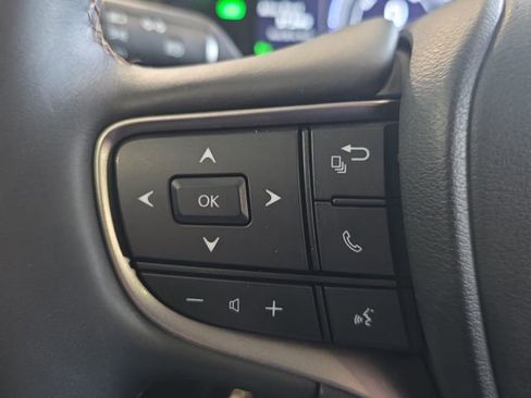 Used 2022 Lexus UX 250h 250h Base w/ Premium Package image 17