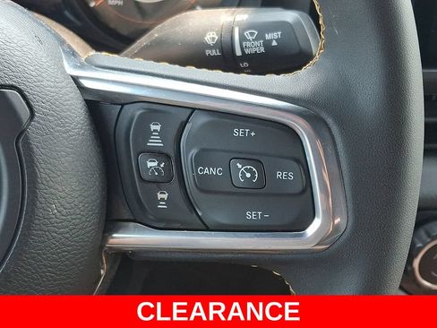Used 2024 Jeep Wrangler Unlimited Sahara w/ Safety Group AWD/4WD image 22