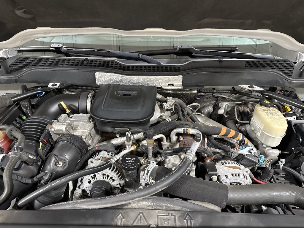 Used 2016 Chevrolet Silverado 3500 LT w/ LT Convenience Package AWD/4WD image 24