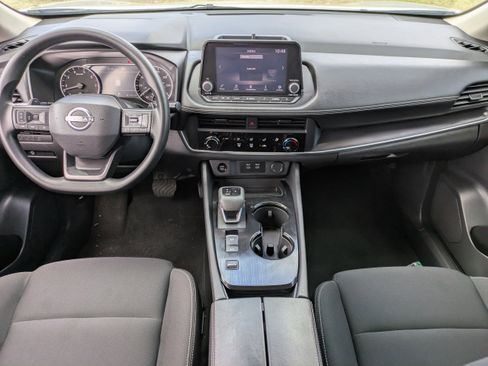 Used 2025 Nissan Rogue S FWD image 14