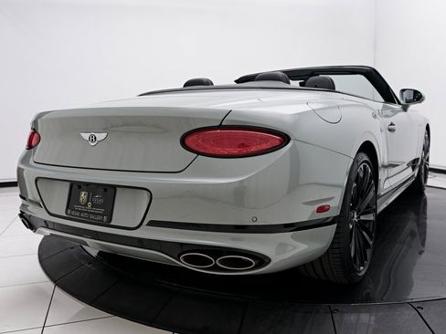 Used 2024 Bentley Continental GT Speed image 29