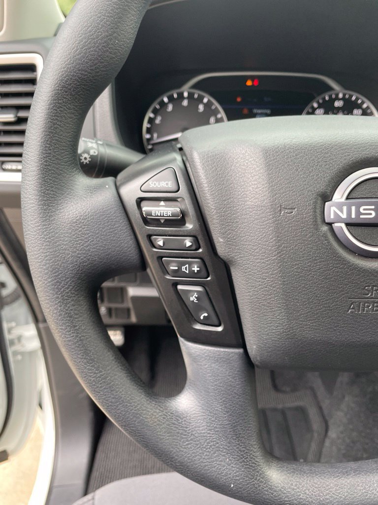 Used 2024 Nissan Frontier SV RWD image 15