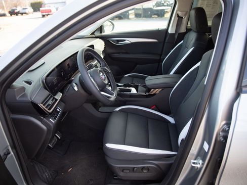 Used 2025 Buick Envision Sport Touring image 22