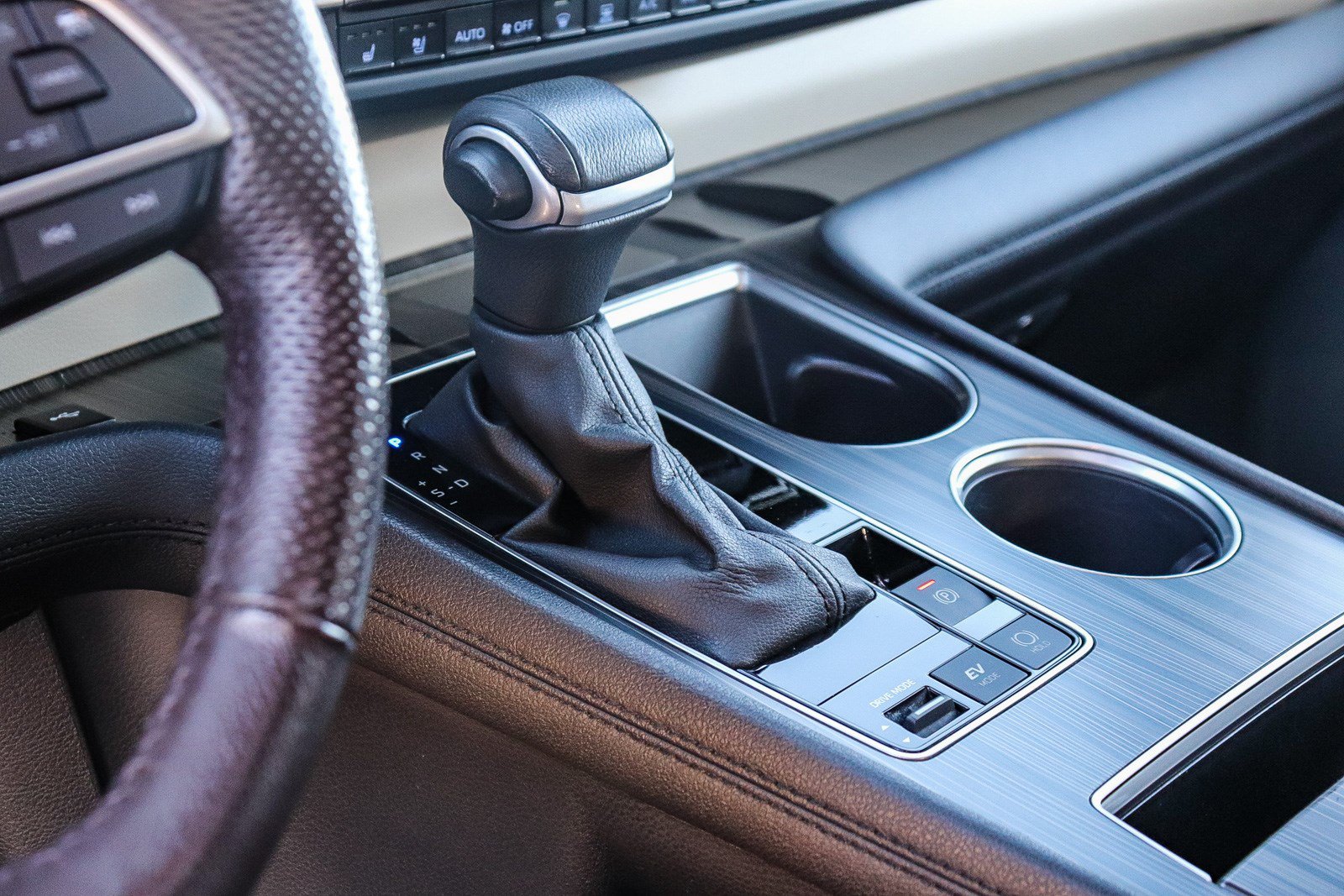 Certified 2024 Toyota Sienna Platinum AWD/4WD image 20