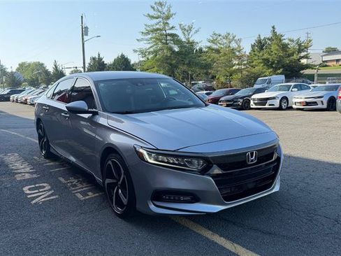Used 2020 Honda Accord Sport image 3