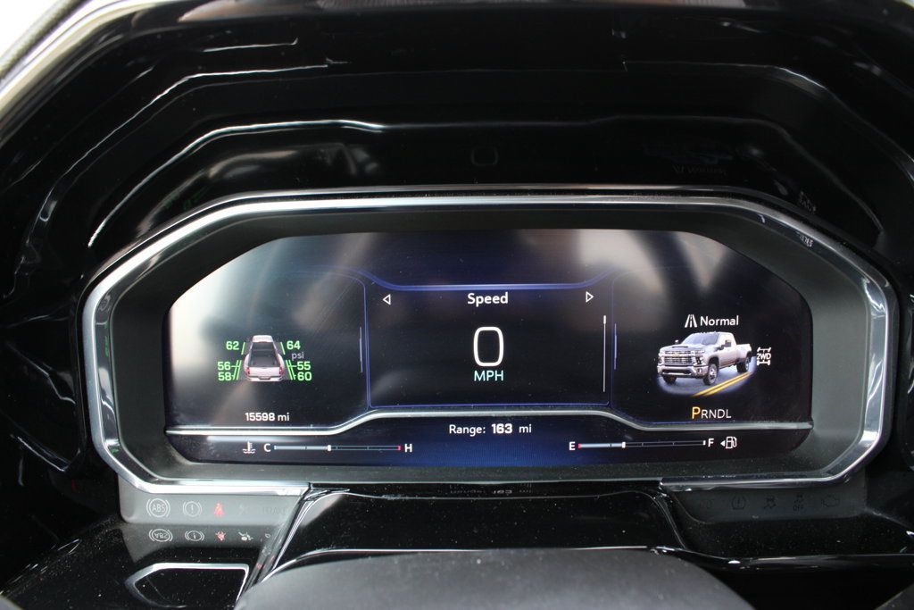 Used 2025 Chevrolet Silverado 3500 LT w/ Convenience Package AWD/4WD image 12