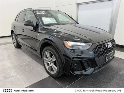 Certified 2025 Audi Q5 2.0T Premium w/ Convenience Plus Package