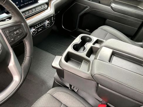 Used 2023 GMC Sierra 1500 Elevation w/ X31 Off-Road Package AWD/4WD image 15