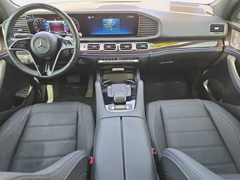 Used 2024 Mercedes-Benz GLE 450 4MATIC image 9