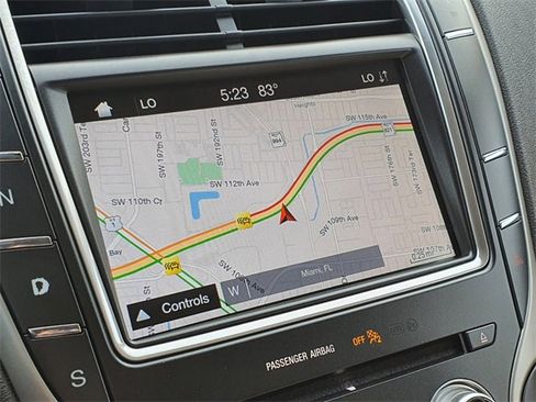 Used 2019 Lincoln Nautilus Select image 28