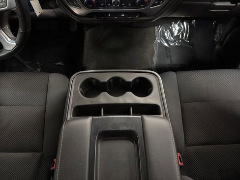 Used 2018 GMC Sierra 1500 SLE w/ Elevation Edition AWD/4WD image 17