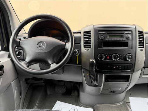 Used 2012 Mercedes-Benz Sprinter 2500 image 14