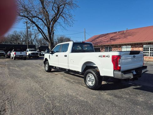 Used 2018 Ford F250 XL w/ Power Equipment Group image 4