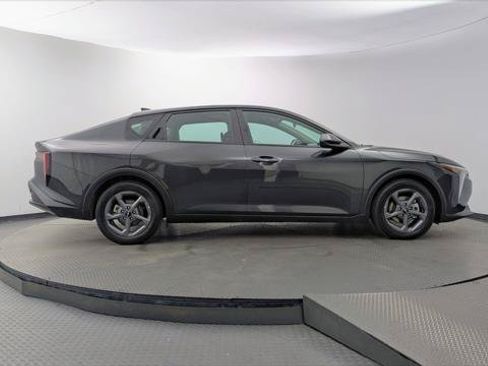 Used 2026 Kia K4 FWD image 9
